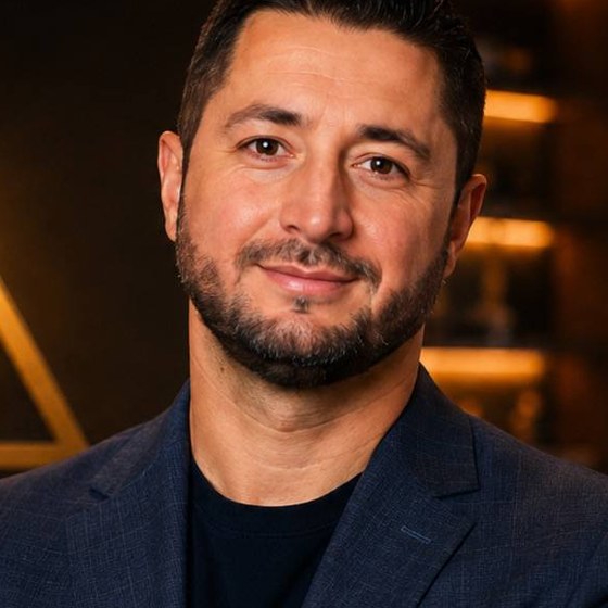 Portrait of Alexander Moiseev, executive coach and management consultant